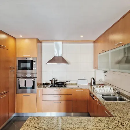 Near Parque Nacoes * Lissabon