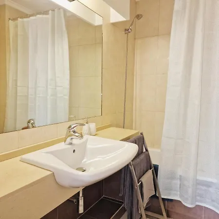 Near Parque Nacoes Appartement Lissabon