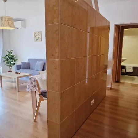 Appartement Near Parque Nacoes Lissabon