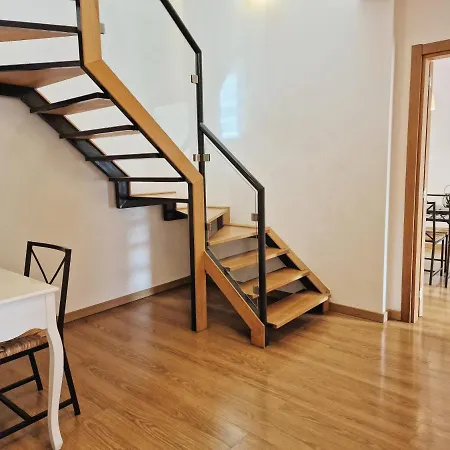 Near Parque Nacoes Διαμέρισμα *